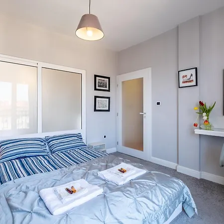 Tranquil Place In The Middle Of Downtown 2br Apartment Sofia