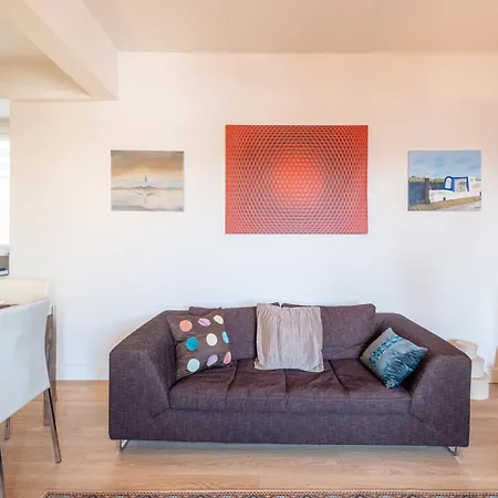 Tranquil Place In The Middle Of Downtown 2br Apartment Sofia