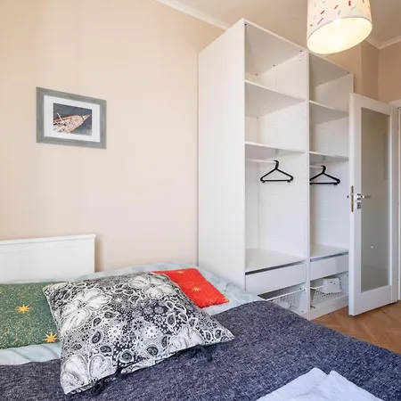 아파트 Tranquil Place In The Middle Of Downtown 2br *